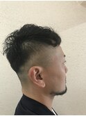 サイドパートワイルドツーブロック
