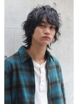 ブークル(boucle) ミディアムウルフ×スパイラルパーマ