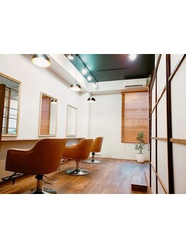 心安らぐ隠れ家サロン。じっくり向き合ってくれるマンツーマン施術で大満足の仕上りに