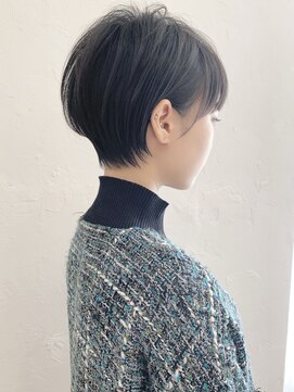 アンド ストーリーズ(&STORIES) 耳掛けショート/ハンサムショート/20代/30代/40代/白髪染め/ボブ