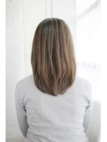 オティアプラスエヌ(OTTIA+n)&nbsp;20代30代40代　かき上げシアーロング【松山】