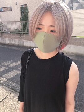 イリス(Iris.) ハンサムホワイトシルバー〇