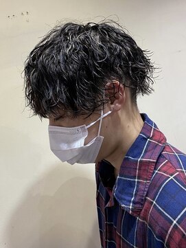 クオル 立川(QOL) ツイストパーマ無造作パーマメンズマッシュ刈り上げツーブロック