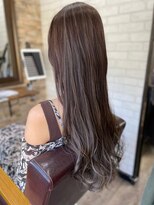 ハサミバイアトリエナガノ 千葉(8sami by atelier nagano)&nbsp;ショートボブ/センターパート/ツヤ髪/グラデーション/イヤリング