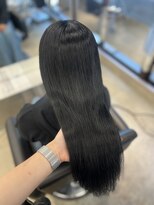 ペレ 栄 アネックス(PELE栄ANNEX)&nbsp;韓国 くびれロング レイヤー ワンホンヘア 小顔前髪