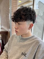 ヘアースペースブルーム プリュス 石橋店(HAIR SPACE BLOOM plus) 石橋阪大前/スペインカール/メンズカット/メンズパーマ/フェード