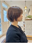 横顔がきれいに見える丸みショートボブ
