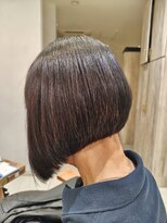 リーナ ビューティガーデン(LiNA BeautyGarden) エッジ前下がりボブ