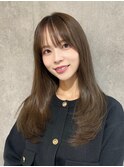 レイヤーカットブリーチなし透明感カラーオリーブグレージュ
