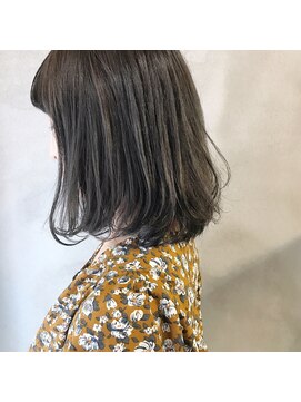 ミント(mint) 赤み打ち消して、暗髪透けるグレー!