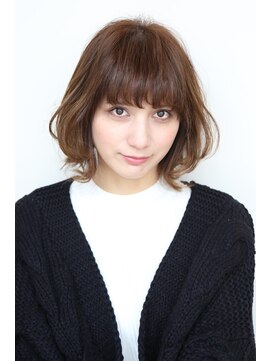 エミル 国分寺(emile) 自由自在なミディアムヘア【国分寺】