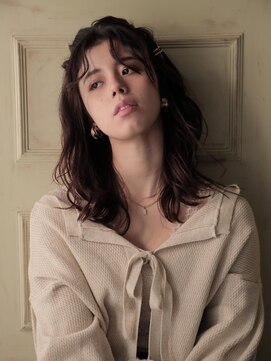 ウィスプ 赤羽店(wisp) ゴールドピンアレンジ♪*。