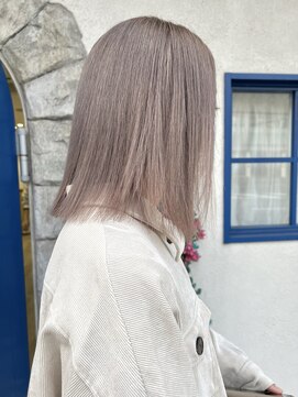 シェミール(CHEMIR) 切りぱなし伸ばしかけボブ×ホワイトミルクティー【四日市】