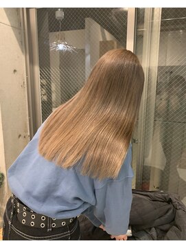 ローウェ 表参道(Louwe) 柔らかいbeige / ケアブリーチ