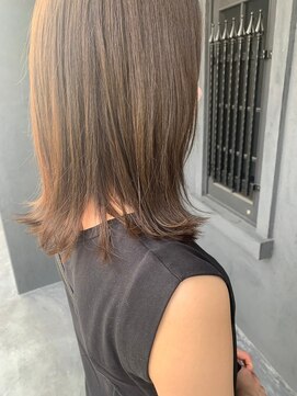 ニュートライズ(NEUTRIZE) さらつや◇外ハネミディアム