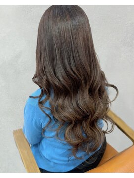トレドエイト バイ ヘッドライト 横浜店(toledo8 by HEADLIGHT) オリーブグレージュ×レイヤーカット×巻き髪仕上げ