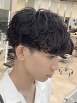 フィフス(fifth)&nbsp;原宿シャドウパーマルーズパーマメンズカットラウンドマッシュ