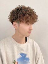 ビアンコ(bianco produce by L'Aube)&nbsp;メンズ/波巻きパーマ/ツイストスパイラル/ツイスパ/メンズカット