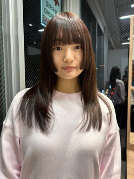モンルル プル(mon loulou + plus) レイヤーカット、サイドバンク、顔まわりレイヤー 担当中野絢斗