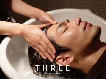 THREE HAIR SHOP【8月上旬 NEW OPEN(予定)】の写真/<理容室>MEN'S*SNSで話題の頭浸浴ヘッドスパで日々の疲れをリフレッシュ*半個室空間でリラックスタイムを◎