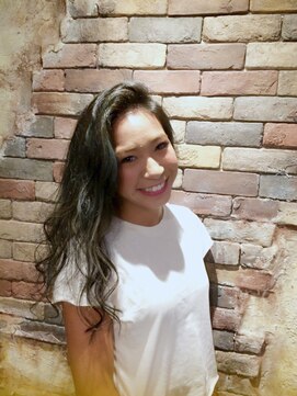 ナンバー ユアイロ 川崎(N° uairo) マーメイドアッシュカラー