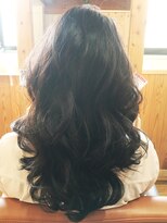 ララテラス(LaLa Terrace)&nbsp;カーキグレージュ×大人かわいいグラマラスカール