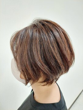 クレスフィリア (CLESC') 骨格補正ハイライトショート