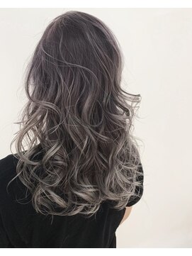 グロウ 恵比寿(grow) ザ・外国人風バレイヤージュ