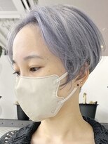 ウィコ 新宿(WICO)&nbsp;ブルーシルバー[新宿駅/斜めバング/グレージュカラー]