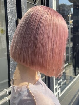 カムジーヘッドカミノウラ(COMEGHEAD KAMINOURA) ダブルカラーピンクベージュベージュカラーケアブリーチミニボブ