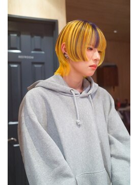 ミューズ バイ ケンジ(MUSE by KENJE) マッシュウルフ 前髪あり セクションカラー イエローパープル