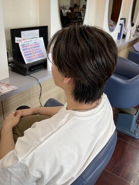 ドゥエンデ(Duende) 刈り上げないショートスタイル