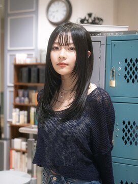 ビュートリアム 梅田(BEAUTRIUM) 顔周りレイヤー/レイヤーカット /黒髪/前髪/ロング