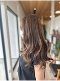 ロングレイヤーグレージュデザインカラーナチュラルカール