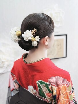 アトリエビューティーアミュ(atelier beauty AmU) 卒業式 袴着付け アップスタイル