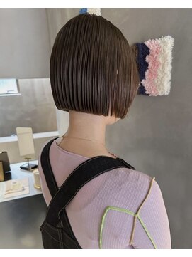 ハウ 心斎橋(how) 大人可愛い艶カラーカーキベージュブラウンミニウルフショート