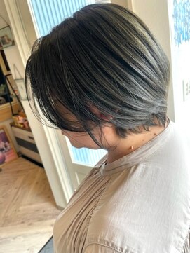 ヘア メイク ココ(hair make coco) オリーブグレー★　ショートレイヤー
