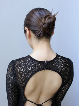 シアン(SYAN) ヘアセット/ヘアアレンジ/タイトヘア/結婚式ヘア/カチモリヘア