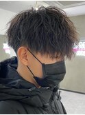 波巻きパーマ/スパイラルパーマ/メンズ/眉毛/短髪/サーフカール