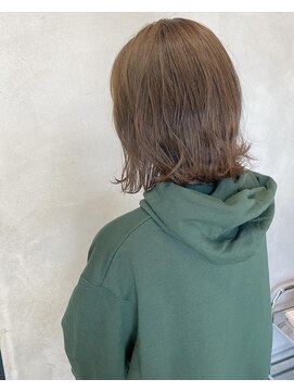 フィオーレ ヘアデザイン(FIORE hair design) カーキベージュ/オリーブカラー