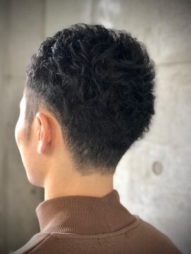 バーバーバー 八広(BARBER-BAR) ワイルドツーブロック　【バーバーバー　八広】