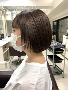 ヌクモリオーガニック(NUKUMORI organic) つや感のある大人なミニボブ