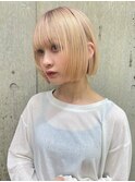 ハイトーンカラー外国人風ボブ切りっぱなし外ハネナチュラルボブ