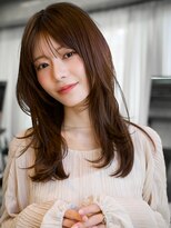 エインアンリー 明治神宮前(AIN.ANLY.)&nbsp;☆フェミニンロング大人かわいいぱっつん前髪レイヤーカット小顔