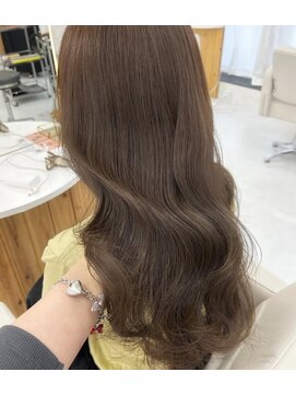 スウェル(SWELL) 透明感たっぷりオリーブベージュ