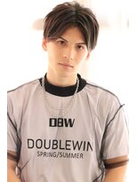 シロフ シンジュク(shirof shinjuku)&nbsp;抜け感マッシュ×センターパートで小顔見せ