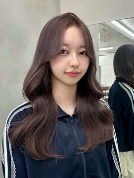 ベレーザ 渋谷(BELEZA) 15332オリーブグレージュ韓国風巻きレイヤーカットくびれヘア