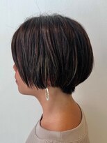 クラップス オル 金沢八景(CLAPS Ore)&nbsp;金沢八景ショートボブイルミナカラー丸みレイヤーくびれショート