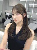 ミディアムヘアレイヤーカット暗めからー