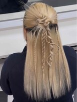 クレス(Cress) 小顔顔周り診断/髪質改善/大人カラー/レイヤーカット/ヘアセット